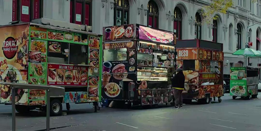 电视剧《街头绝味：美国  Street Food: USA》（2022美国）--高清4K/1080P迅雷BT资源下载