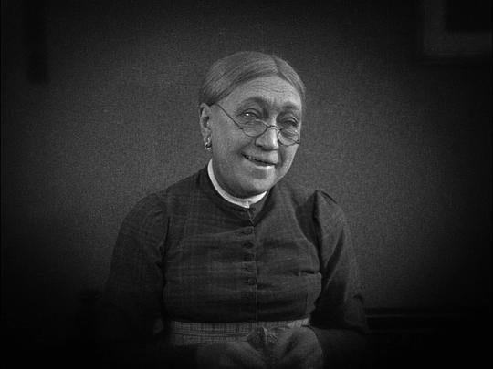 电影《一屋之主  Du skal ære din hustru》（1925丹麦）--高清4K/1080P迅雷BT资源下载