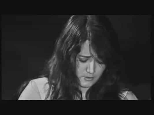 纪录片《玛莎·阿格丽奇－夜话  Martha Argerich, conversation nocturne》（2003法国 / 德国 / 瑞士）--高清4K/1080P迅雷BT资源下载