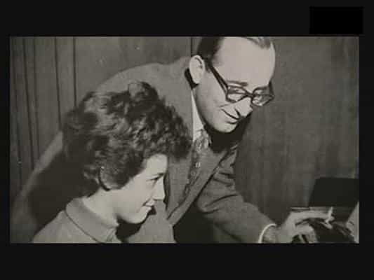纪录片《玛莎·阿格丽奇－夜话  Martha Argerich, conversation nocturne》（2003法国 / 德国 / 瑞士）--高清4K/1080P迅雷BT资源下载