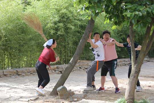 电影《石头村变形记》（2020中国大陆）--高清4K/1080P迅雷BT资源下载