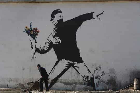 纪录片《逍遥法外班克斯  Banksy and the Rise of Outlaw Art》（2020英国）--高清4K/1080P迅雷BT资源下载