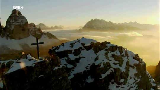 纪录片《阿尔卑斯：俯瞰我们的山岳  Die Alpen - Unsere Berge von Oben》（2013德国）--高清4K/1080P迅雷BT资源下载