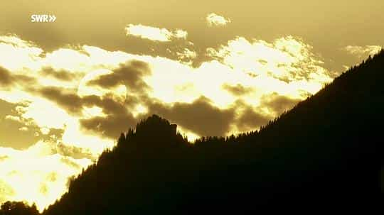 纪录片《阿尔卑斯：俯瞰我们的山岳  Die Alpen - Unsere Berge von Oben》（2013德国）--高清4K/1080P迅雷BT资源下载