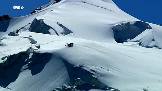 纪录片《阿尔卑斯：俯瞰我们的山岳  Die Alpen - Unsere Berge von Oben》（2013德国）--高清4K/1080P迅雷BT资源下载