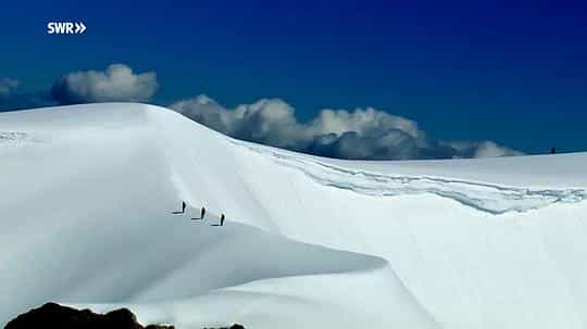 纪录片《阿尔卑斯：俯瞰我们的山岳  Die Alpen - Unsere Berge von Oben》（2013德国）--高清4K/1080P迅雷BT资源下载