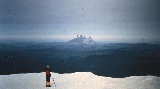 纪录片《历劫归来：圣海伦火山爆发  Surviving the Mount St. Helens Disaster》（2020英国）--高清4K/1080P迅雷BT资源下载