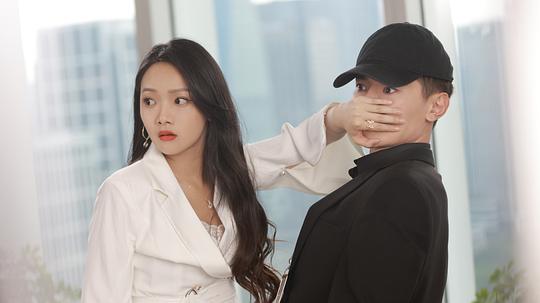 电视剧《我的23岁美女邻居》（2023中国大陆）--高清4K/1080P迅雷BT资源下载