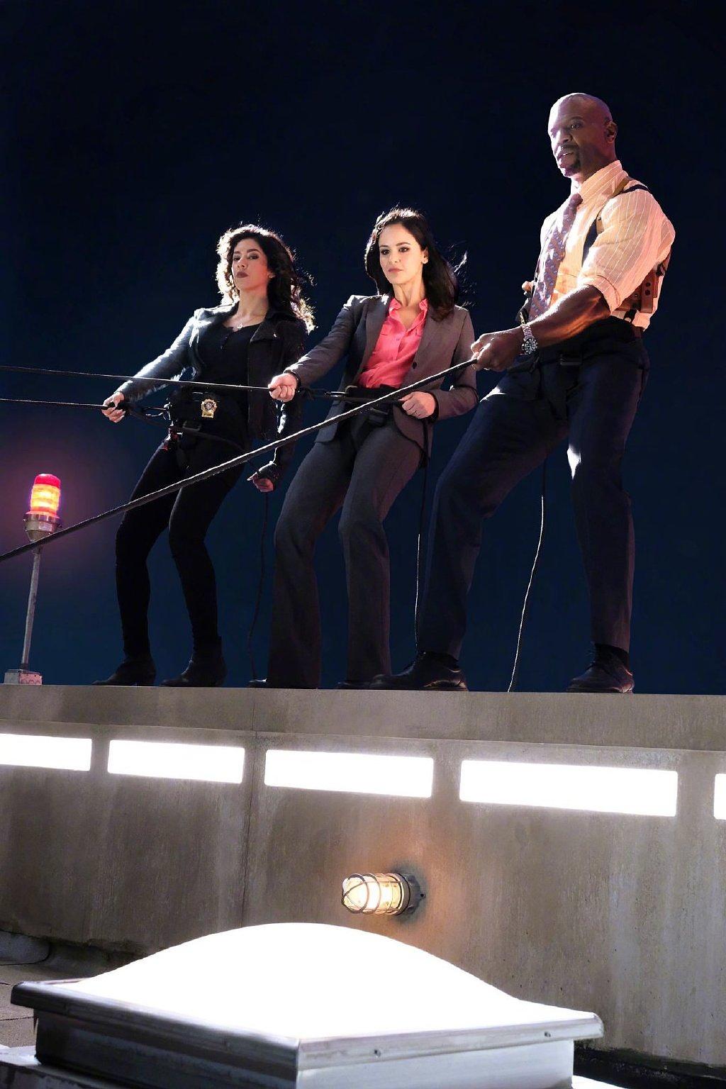 电视剧《神烦警探 第六季  Brooklyn Nine-Nine》（2019美国）--高清4K/1080P迅雷BT资源下载