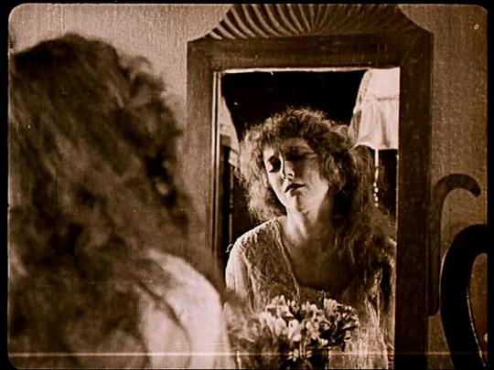 电影《盲目的丈夫们  Blind Husbands》（1919美国）--高清4K/1080P迅雷BT资源下载