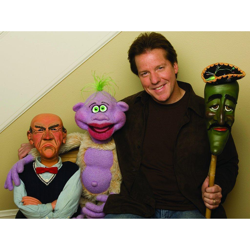 电影《杰夫·敦哈姆：星星之火让人抓狂  Jeff Dunham Spark Of Insanity》（2007美国）--高清4K/1080P迅雷BT资源下载