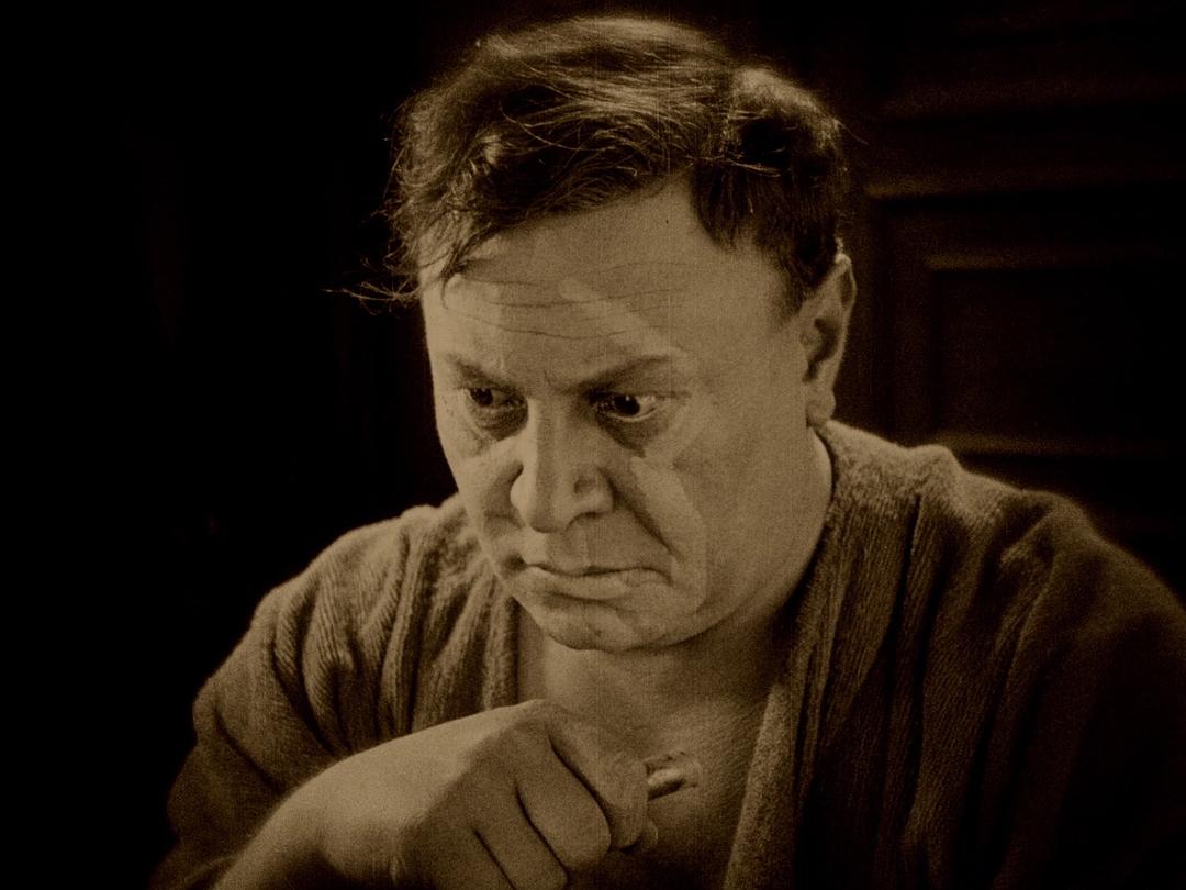 电影《杂耍班  Varieté》（1925德国）--高清4K/1080P迅雷BT资源下载