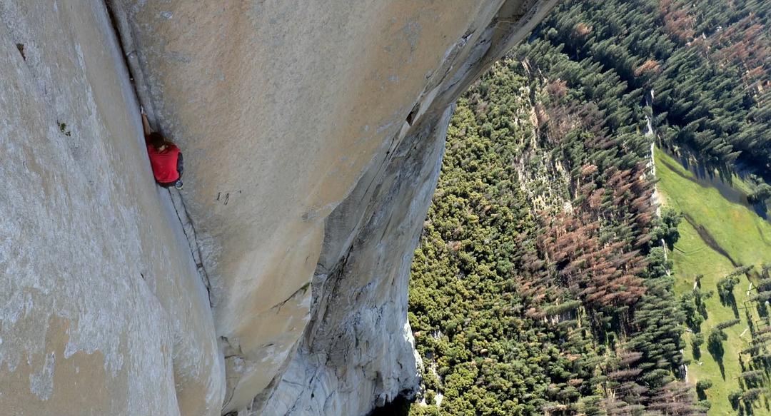 纪录片《徒手攀岩  Free Solo》（2018美国）--高清4K/1080P迅雷BT资源下载